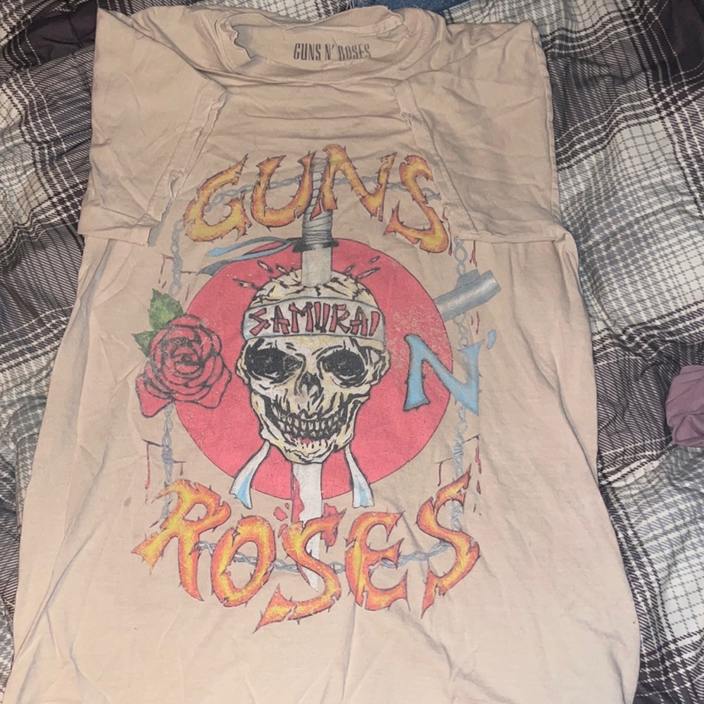 Guns & roses tee